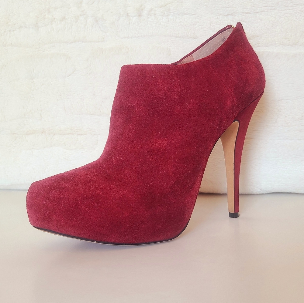 Vince Camuto Ankle Boots Burgundy